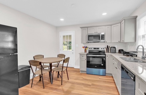 Charlotte House | Chic Charlotte Gem! 3BR near NoDA + Plaza Midwood