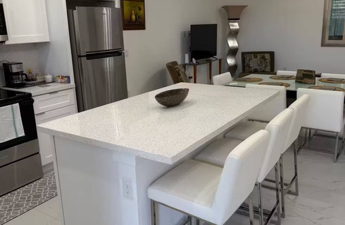 Punta Gorda House | Chic New Build Duplex/King Suite & Cover Lanai