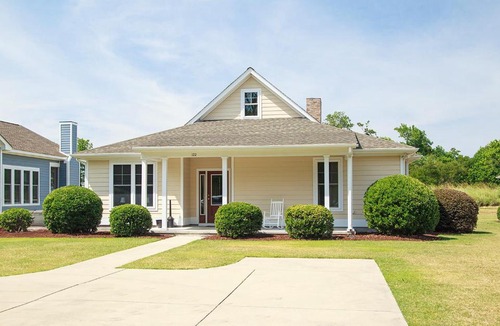Avoca Villa | Chowan Villa 122-Stay & Play on Albemarle Sound