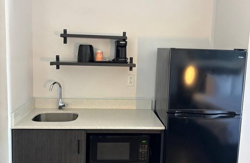 Dublin Hotel | Clarion Pointe