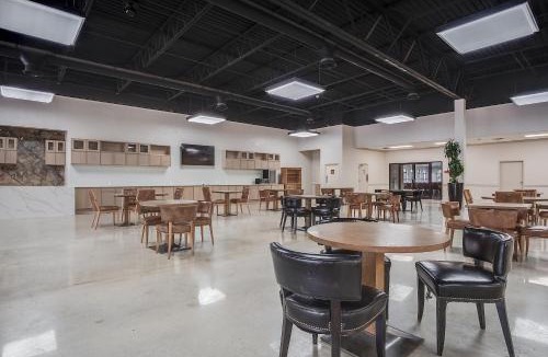 Pooler Hotel | Clarks Inn Savannah Airport