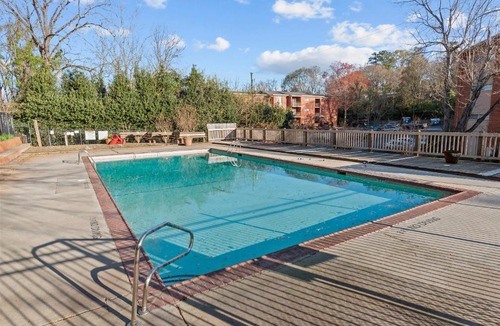 Athens Apartment | Classic City Getaway - Walk to Sanford Stadium