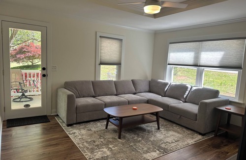 Clemson House | Clemson Cottage - Minutes from CU, Death Valley, Jervey, Patrick & Pendleton Sq.