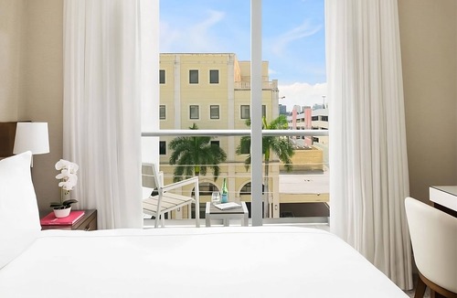 Bay Harbor Islands Hotel | Close to Bal Harbour Beach and Surfside Beach! Bike Rental, Pets Allowed, Pool