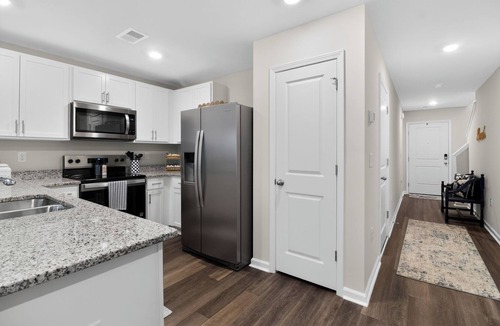 Conway Condo | Close to Downtown Conway, 1-Mile to CCU & 2- Miles to Conway Medical Center