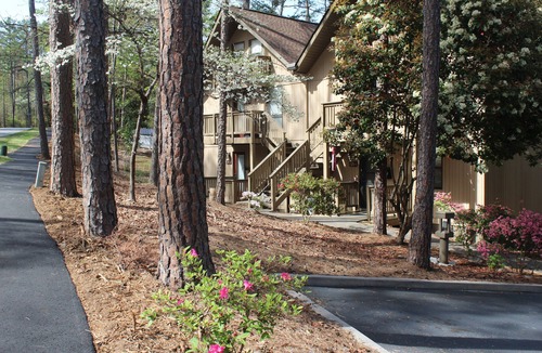 Salem Condo | Closest to pool - A cozy spot with no steps!