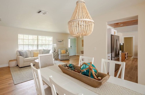 Florida Ridge House | Coast Cottage - Charming 3-bedroom house with private heated pool.