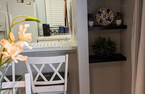 Lutz Apartment | Coastal Breeze - Easy Second Floor Comfort in the Fountains