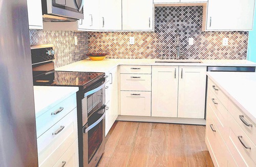 Isla del Sol Condo | Coastal Charm at Isla del Sol – 3BR Bayfront Escape.