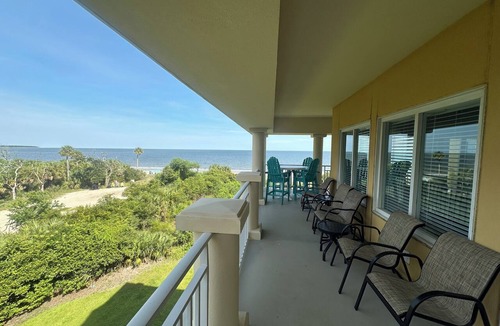 Daufuskie Island Condo | Coastal Charm- Oceanfront, 3rd floor, Land Transportation Included from Dock