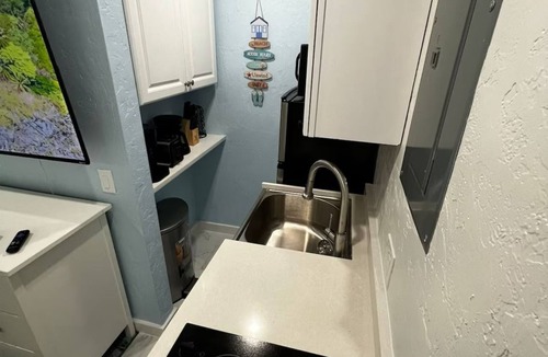 Lake Ridge House | Coastal Luxury - 5 min to beach