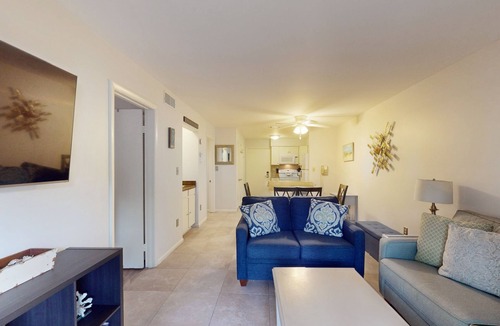 Folly Field Condo | Coastal Retreat with Patio, Shared Pools, Tennis & Playground - Walk to Beach