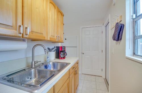 Rock Ridge House | Coastal Vero Beach Home Near the Ocean w/Patio