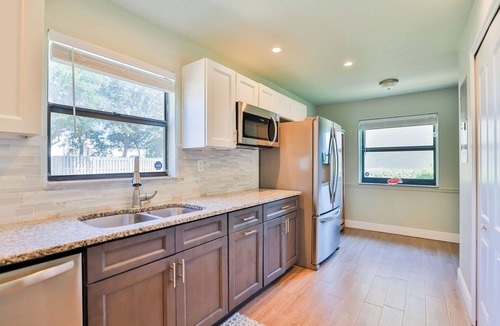 Avon By The Sea Condo | Cocoa Beach Launch Pad Retreat Close to famous Cocoa BeachPier 2 bedroom 2 bath