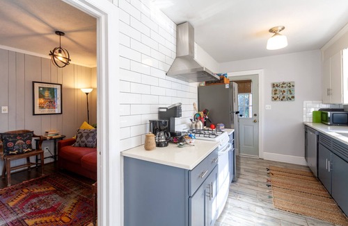 Echo Hills House | Coliseum Cottage-Walk to BoPlex Coliseum and Ovens Auditorium