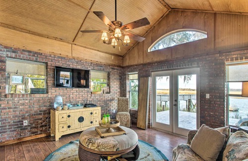 Midway Apartment | Colonels Island Casita w/ Private Hot Tub