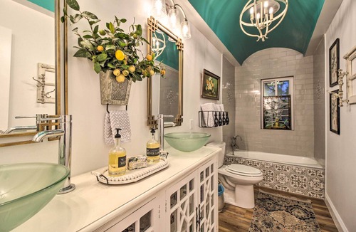 Midway House | Colonels Island Haven: Panoramic Water Views