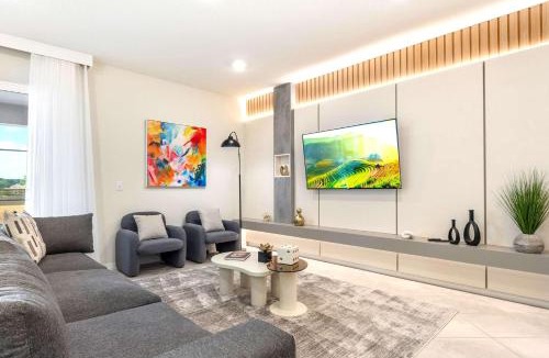 Four Corners House | Come stay at this wonderful vacation home for a relaxing stay!