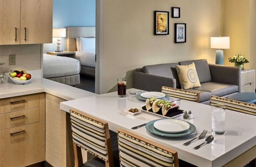 Gwinnett Place House | Comfort & Convenience 3 Family-friendly units w/ Kitchen. Enjoy Pool Access!