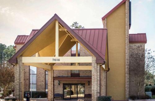 Fuquay-Varina Hotel | Comfort Inn & Suites Fuquay Varina