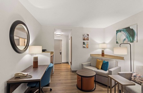 Vero Beach Hotel | Comfort Suites Vero Beach I-95