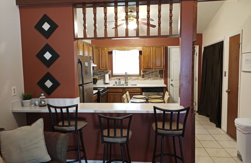 Jacksonville House | Comfortable 2BR/2BA Townhouse!