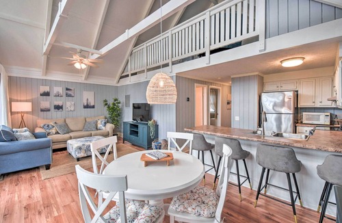 Salem Condo | Comfortable Condo on Keowee Key Golf Course!