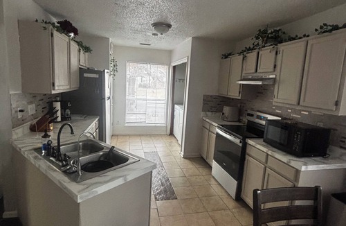Huntcliff House | Comfortable, fully furnished private bedroom.