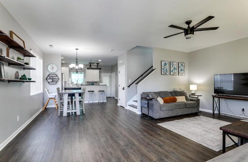 Moncks Corner House | Community Pools + Dock: Moncks Corner Getaway