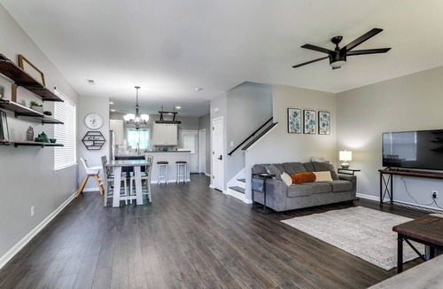 Moncks Corner House | Community Pools + Dock: Moncks Corner Getaway