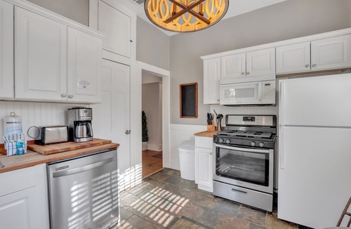 Beach Institute House | Cool Designer Cottage on Jones w/Courtyard & Parking by Lucky Savannah