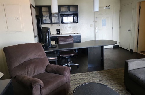 Richfield Hotel | Coratel Suites Extended Stay MSP Airport Minneapolis Richfield