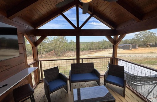 Aiken Cottage | Cottage #3 The Appaloosa