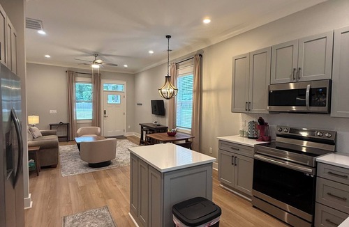 Summerton Cottage | Cottage at Gordon Cove - Pets Allowed/No Pet Fee