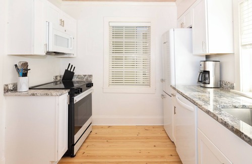 Midtown House | Cottage Near Forsyth Park, Heated Pool Access