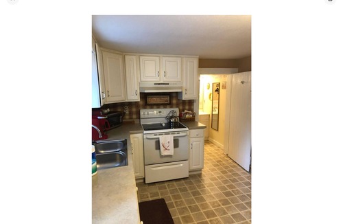 Franklin Cottage | country charm cottage in a quiet neighborhood. easy access.