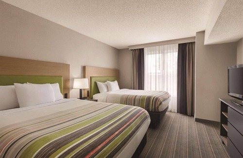 Polk Village Hotel | Country Inn & Suites by Radisson, Beaufort West, SC