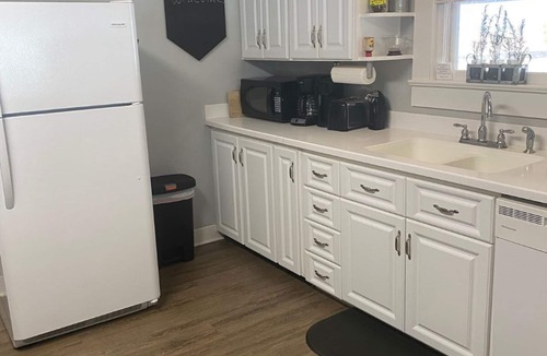 Lake Wales House | Country Living Pool Home with 3 bedrooms 1 bath plus fenced in yard.