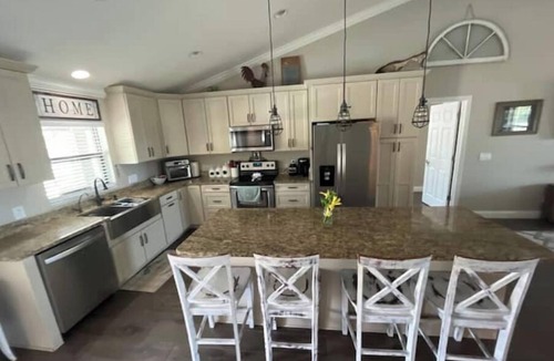 Grant-Valkaria House | Country on the Coast! 3 BR 2 bathnn