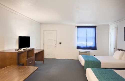 Spencer Hotel | Countryside Stay Minutes from Fall Creek Falls & Top Tennessee Attractions