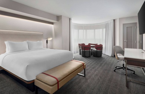 Athens Hotel | Courtyard by Marriott Athens Downtown