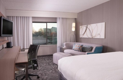 Greenville Hotel | Courtyard Greenville-Spartanburg Airport