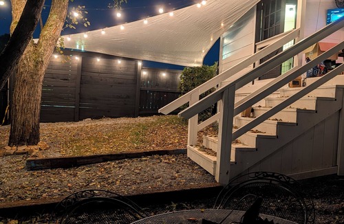 Kodak Cottage | Cowboys Cottage | Private Smoky Mtn Retreat