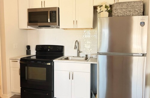 Port Charlotte Apartment | Cozy 1-bedroom apartment in peaceful Port Charlotte with AC. Close to amenities.