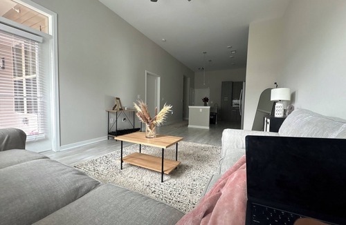North Raleigh Apartment | Cozy 1-bedroom apartment in North Hills Raleigh with everything you need