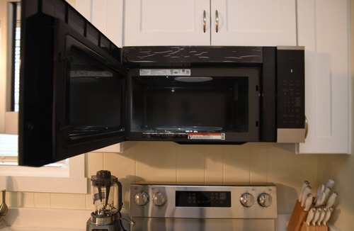 Northeast Raleigh Apartment | Cozy 1-bedroom apartment in charming Raleigh with AC