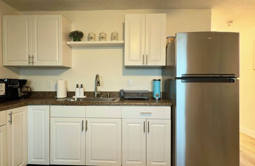 Orlando Apartment | Cozy 1-bedroom guest house in enjoyable Orlando with AC