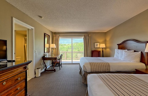 Clayton Hotel | Cozy 1-Bedroom Retreat with 2 Queen Beds in Clayton, GA