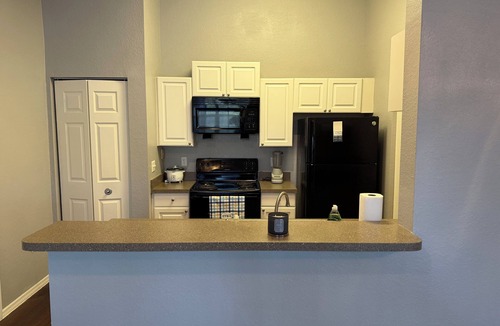 Plant City Apartment | Cozy 1-bedroom with AC, WiFi in charming Plant City