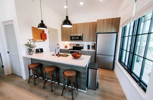 Athens Apartment | Cozy 1BR Home by MHM Luxury Properties